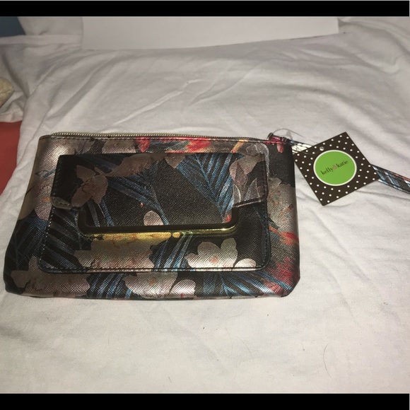 Cute Hawaiian themed wristlet wallet - Picture 2 of 4